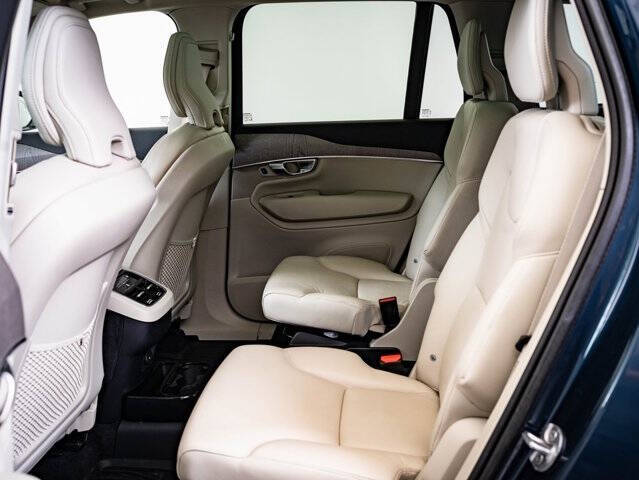 2023 Volvo XC90 B6 Plus Bright Theme 6P