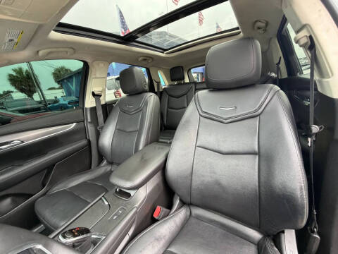 2018 Cadillac XT5 Premium Luxury