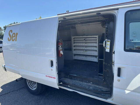 2010 Ford E-Series E-350 SD