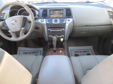 2012 Nissan Murano LE