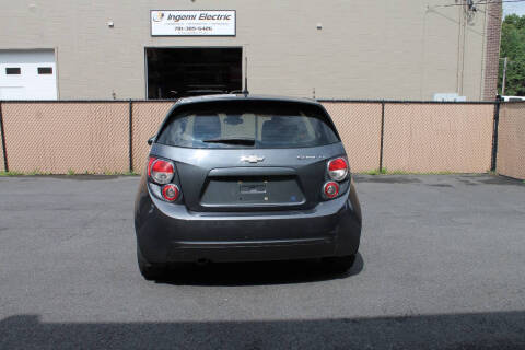 2013 Chevrolet Sonic LT Manual