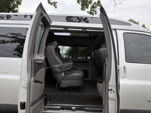 2018 GMC Savana 3500