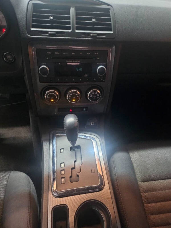 2012 Dodge Challenger SXT