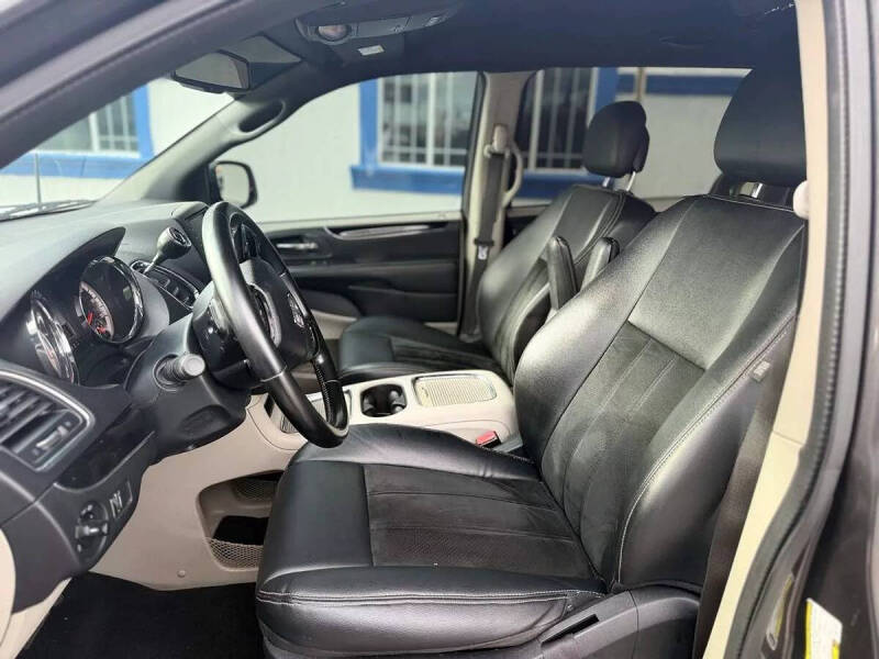 2017 Dodge Grand Caravan SXT