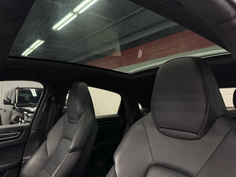 2023 Porsche Cayenne GTS Coupe