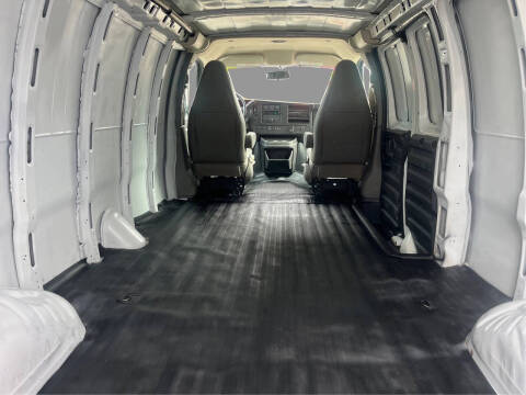 2021 Chevrolet Express 2500