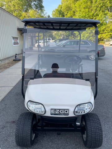 2018 E-Z-GO TXT  LITHIUM