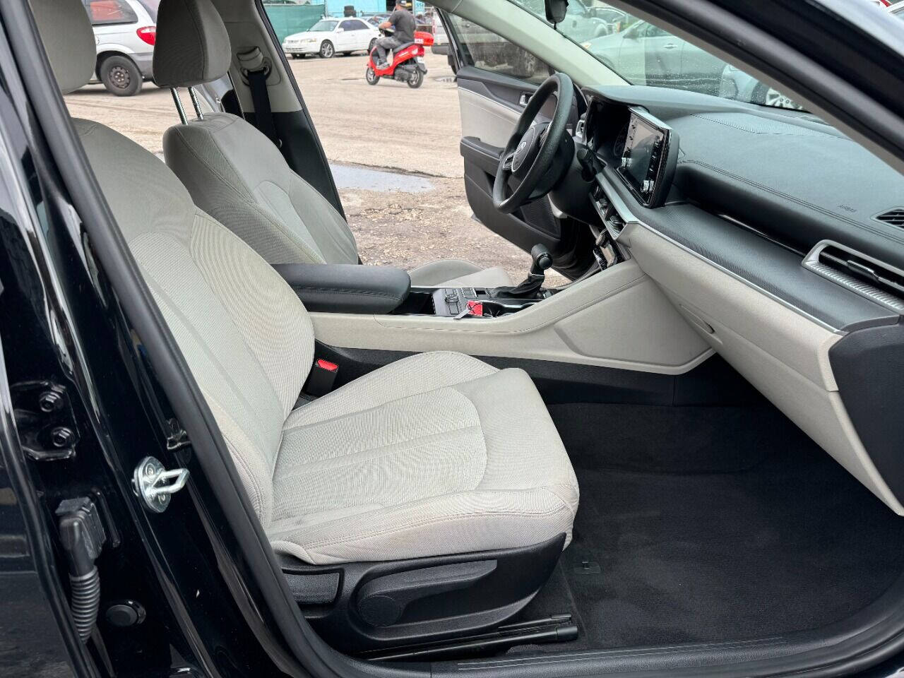 2021 KIA K5 Sedan - $16,995