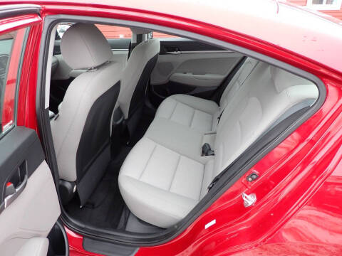 2018 Hyundai Elantra SE