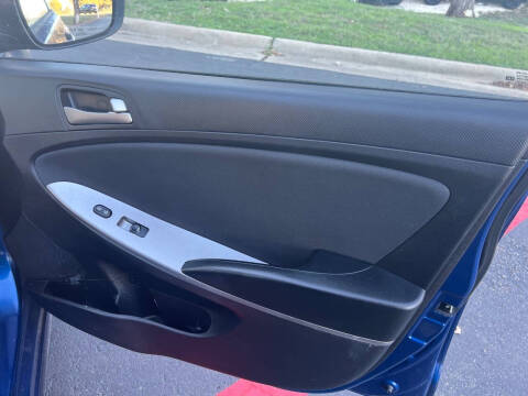 2016 Hyundai Accent SE