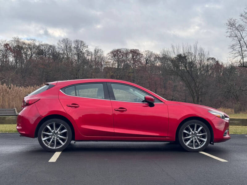 2018 Mazda MAZDA3 Touring