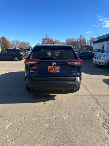 2021 Toyota RAV4 Hybrid XLE