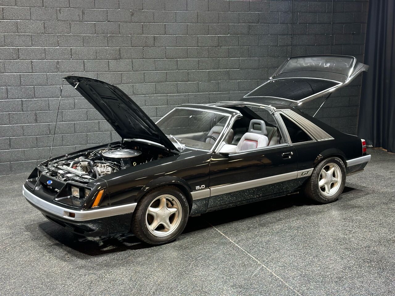 1985 Ford Mustang 59