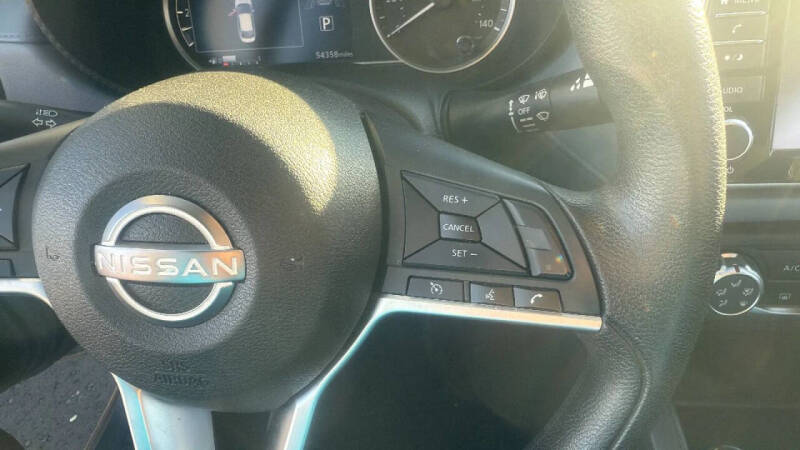 2023 Nissan Versa SV