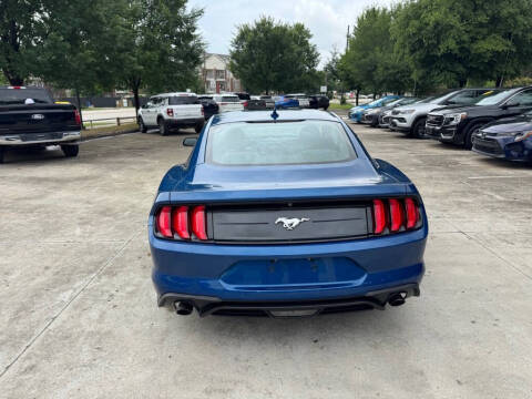 2022 Ford Mustang