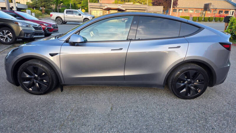 2024 Tesla Model Y Long Range
