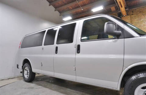 2017 Chevrolet Express LT 3500