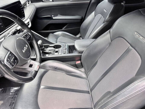 2022 Kia K5