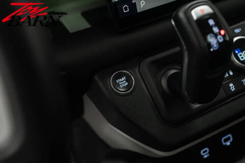 2024 Land Rover Defender 110 V8 P500 SE