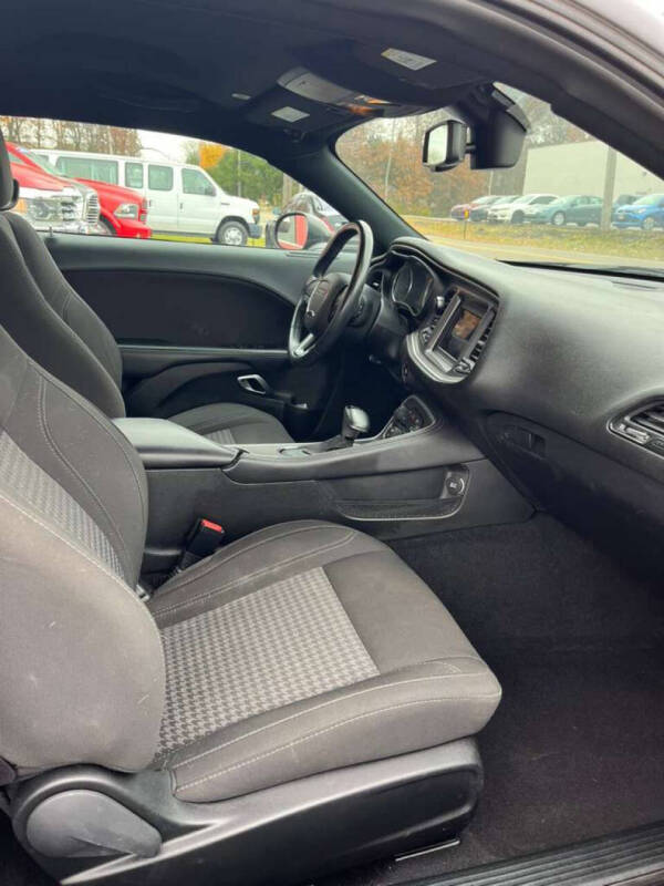 2019 Dodge Challenger SXT