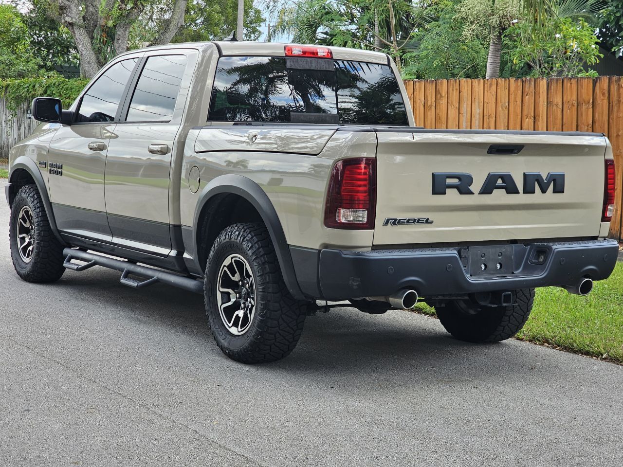 2017 RAM 1500 Pickup - $19,860