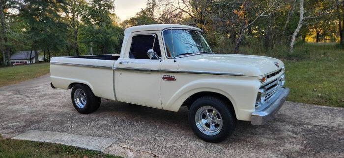 1965 Ford F-100