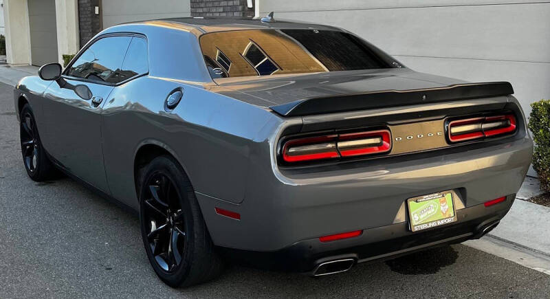 2018 Dodge Challenger SXT Plus