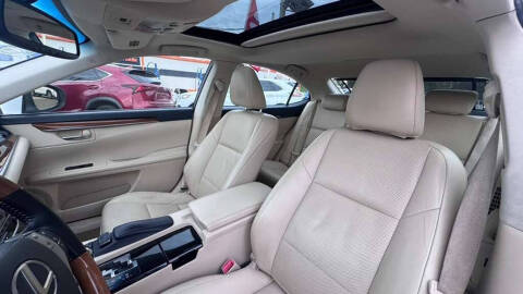 2015 Lexus ES 300h