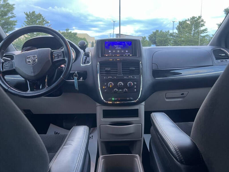 2017 Dodge Grand Caravan SE