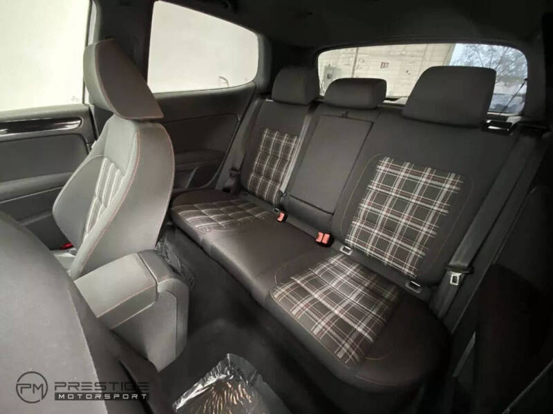 2012 Volkswagen GTI Base PZEV