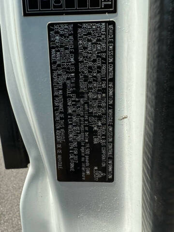 2017 Mitsubishi Fuso FE180