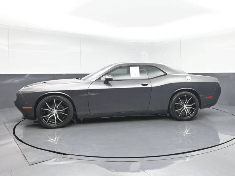 2017 Dodge Challenger SXT