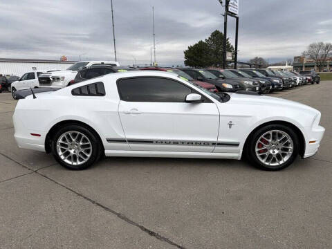 2014 Ford Mustang V6