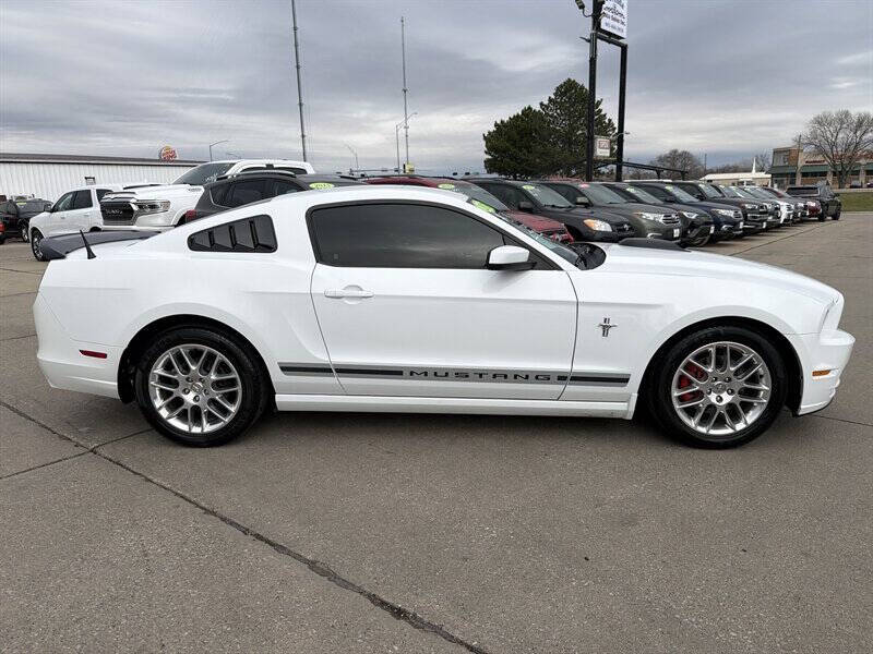 2014 Ford Mustang V6