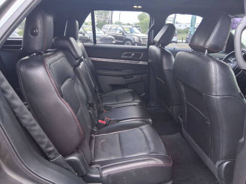 2018 Ford Explorer Sport