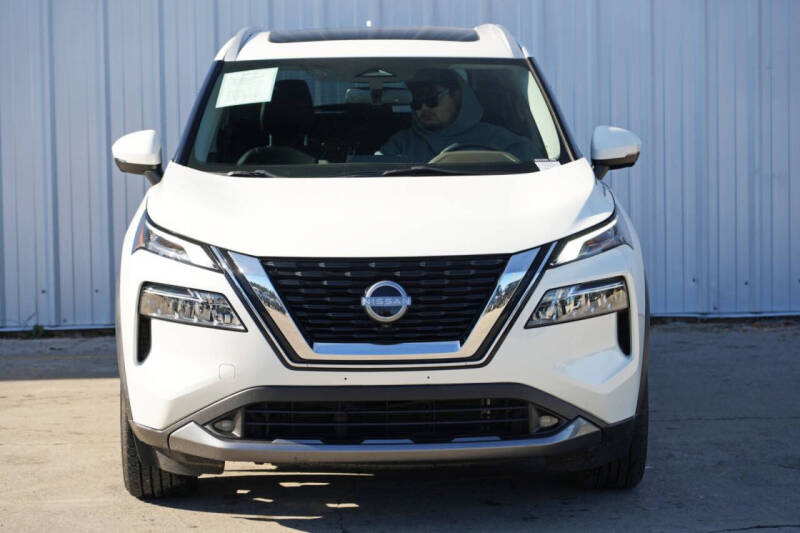 2022 Nissan Rogue SL