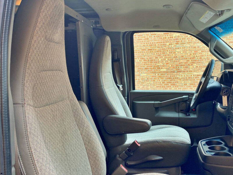 2019 Chevrolet Express 2500