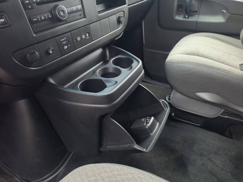 2013 Chevrolet Express LT 2500