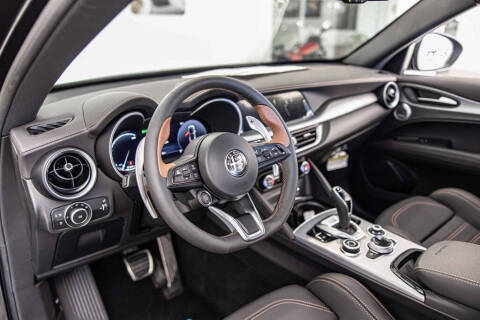 2025 Alfa Romeo Stelvio