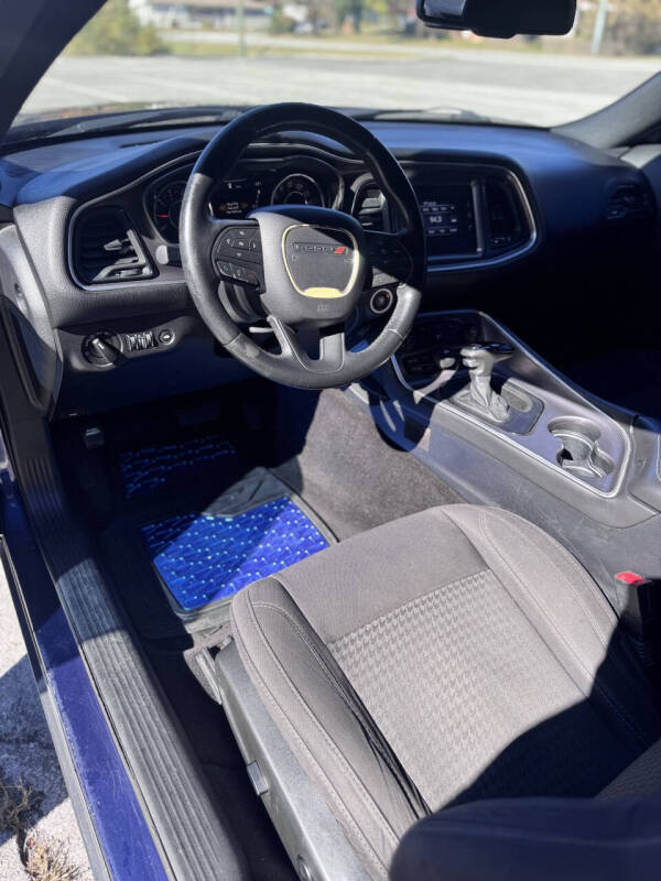 2015 Dodge Challenger SXT