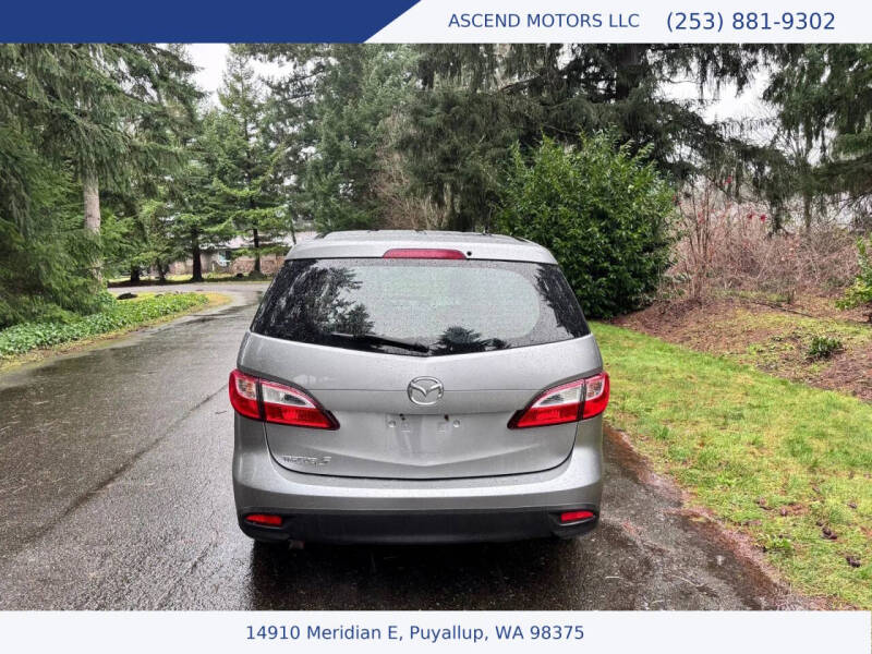 2015 Mazda MAZDA5 Sport