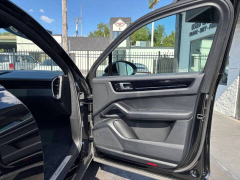 2019 Porsche Cayenne S