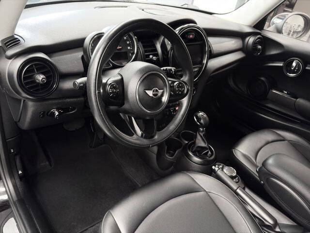 2017 MINI Hardtop 2 Door Cooper