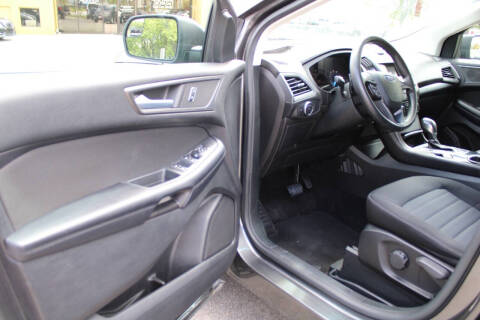 2018 Ford Edge SE