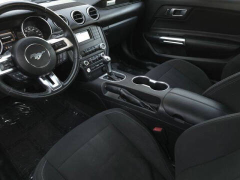 2021 Ford Mustang EcoBoost