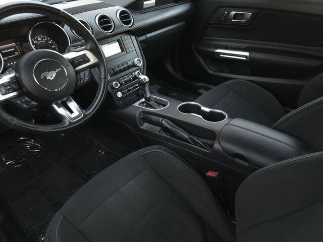 2021 Ford Mustang EcoBoost