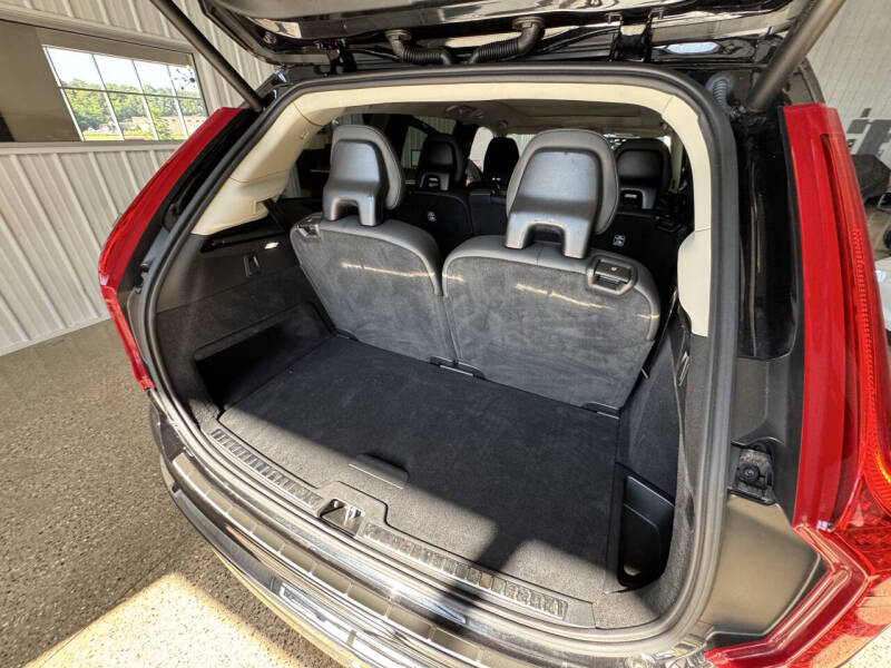 2024 Volvo XC90 B6 Core Bright Theme