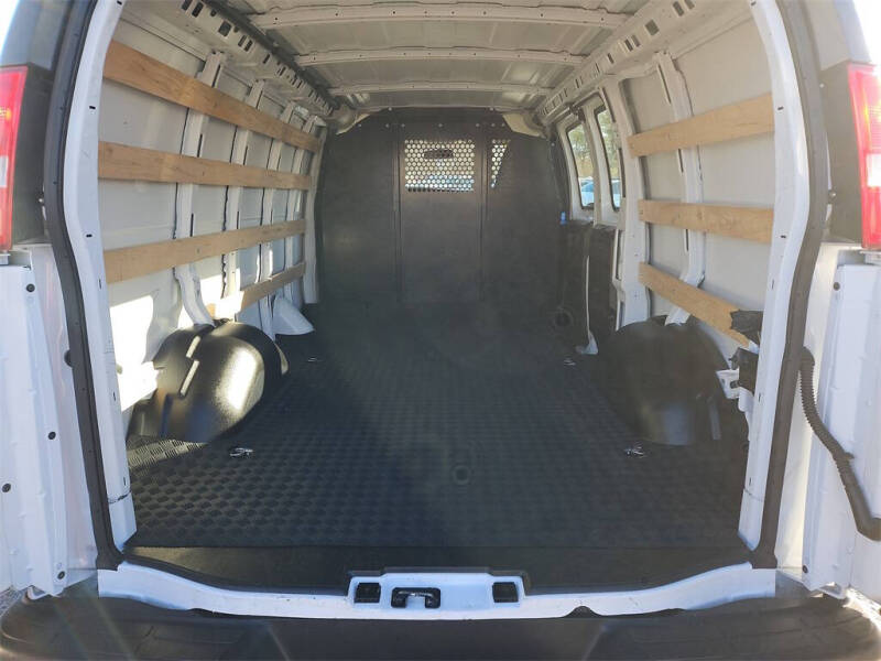 2024 Chevrolet Express 2500