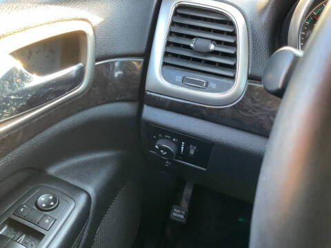 2013 Jeep Grand Cherokee Laredo