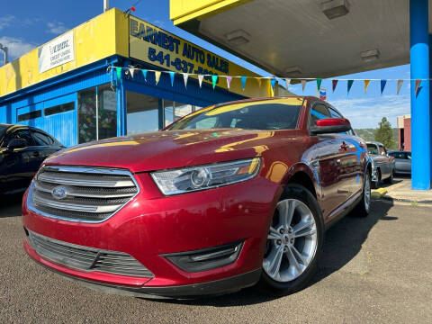 2016 Ford Taurus for sale at Earnest Auto Sales in Roseburg OR